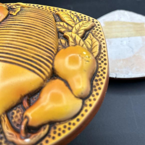 Chalkware Fruit and Vase Wall Hangers 1967 Miller Studios, Pair (2) - Picture 8 of 9